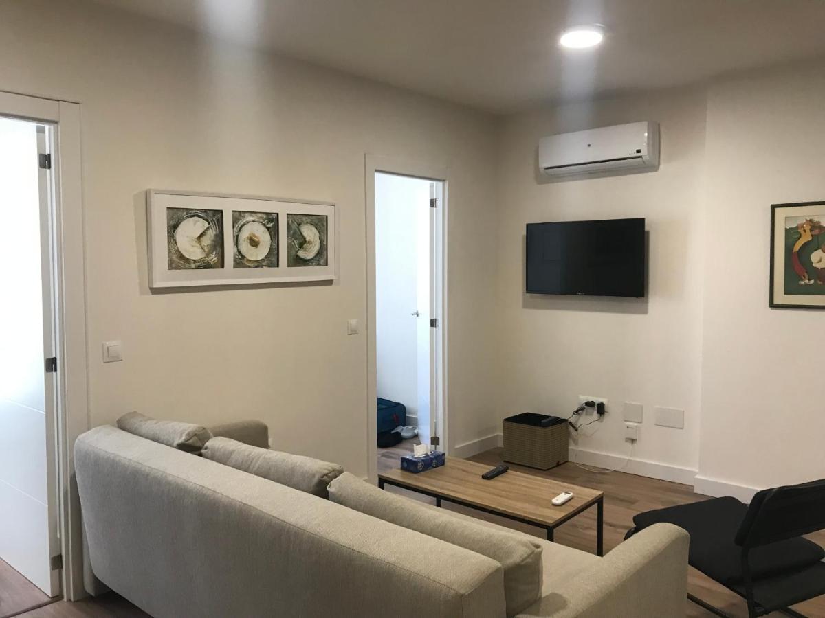 Gmc Turistics - Paseo Maritimo Эстепона Экстерьер фото